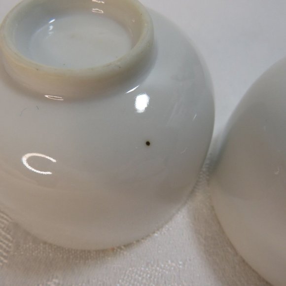 Lot of 3 Vintage Chinese Porcelain White Tea Cups - Picture 8 of 8